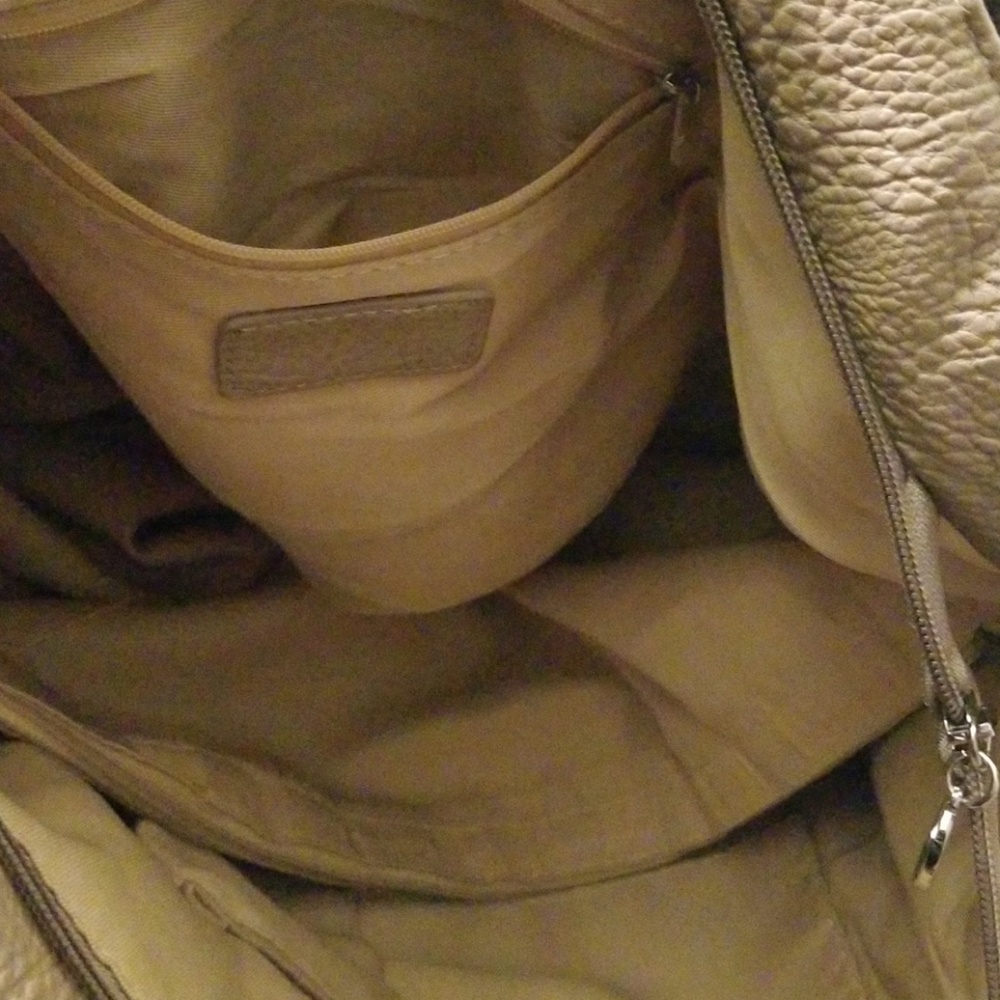 Purse - Picture 5 of 5